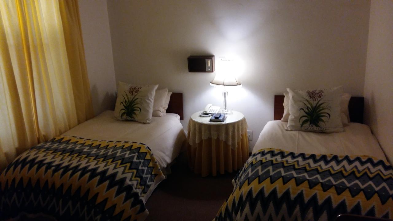 Albertinia Hotel Luaran gambar