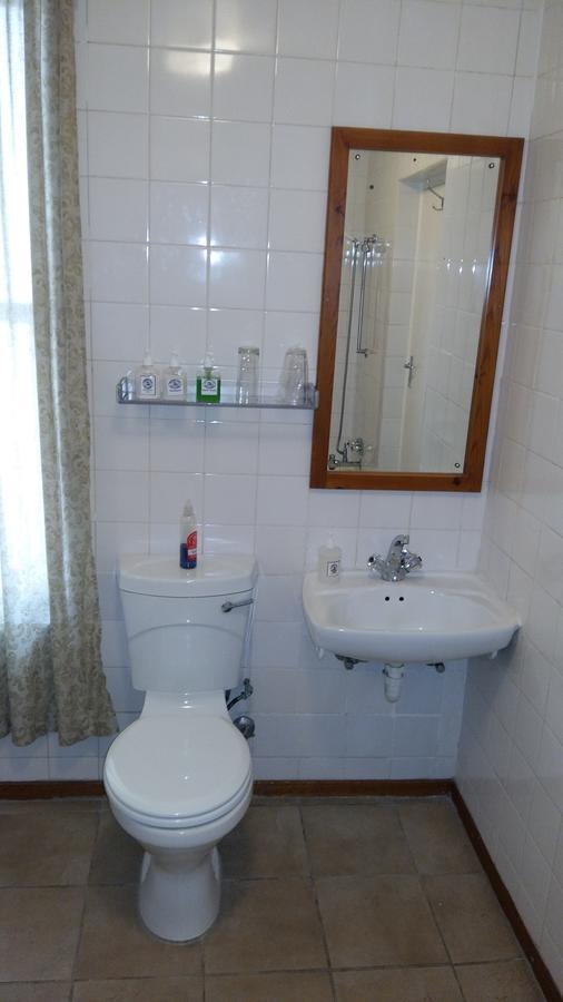 Albertinia Hotel Luaran gambar